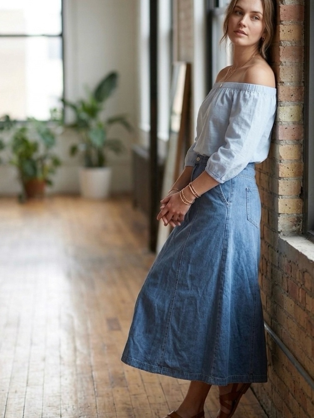 NWOT Universal Thread Women's High-Rise Paneled Denim Midi Skirt - Size 12 - Picture 2 of 7
